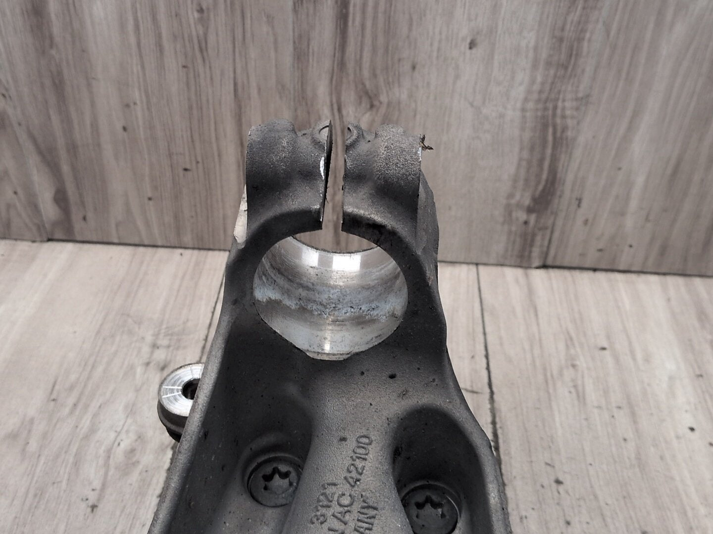 OEM BMW F32 F33 F36 RWD Front Left Driver Hub Spindle Carrier Knuckle Bearing