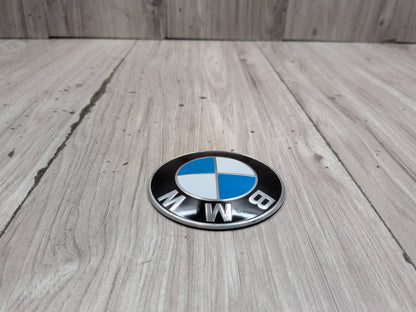 OEM BMW E85 F06 F10 F12 F13 Hood Trunk Emblem Badge Symbol Logo D=82 MM 7057794