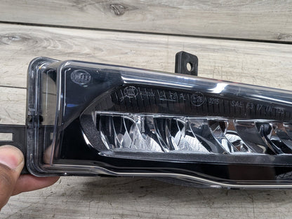 OEM BMW G01 G02 X3 X4 Front Right Passenger Side Bumper Lower Fog Light Lamp