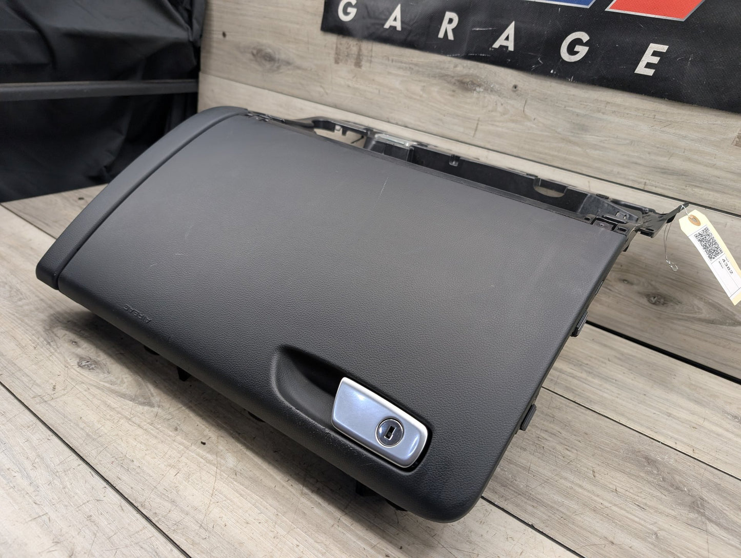 2008 - 2017 Audi S5 8T Dashboard Dash Board Panel Glove Box Assemly 8K1880302