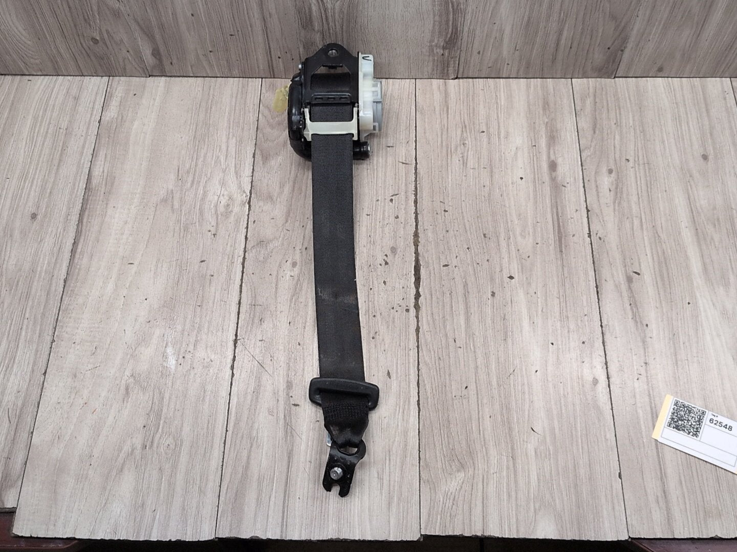 2015-2018 Audi Q3 8U Rear Left or Right Seatbelt Seat Belt Retractor 8U0857805A
