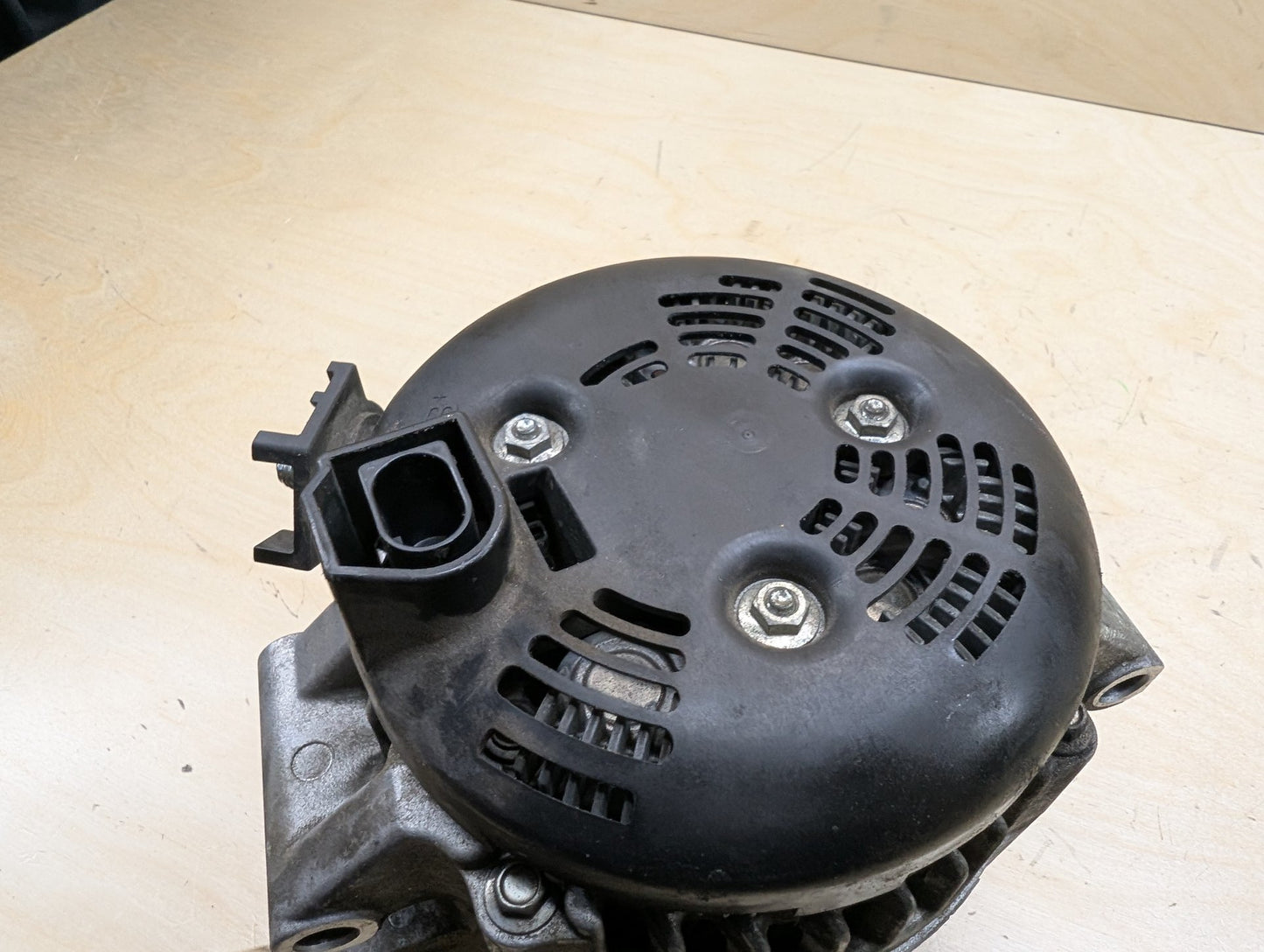 OEM BMW F10 F13 F15 F22 F25 F30 F32 F33 F36 Engine N55 Alternator Generator 215A