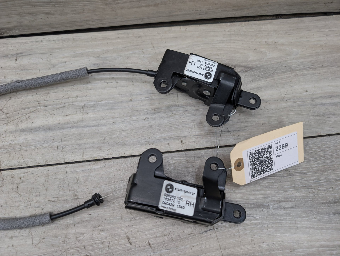2007 - 2013 BMW X5 E70 Lower Liftgate Tailgate Lock Latch Actuator SET 7162147 N62B48B