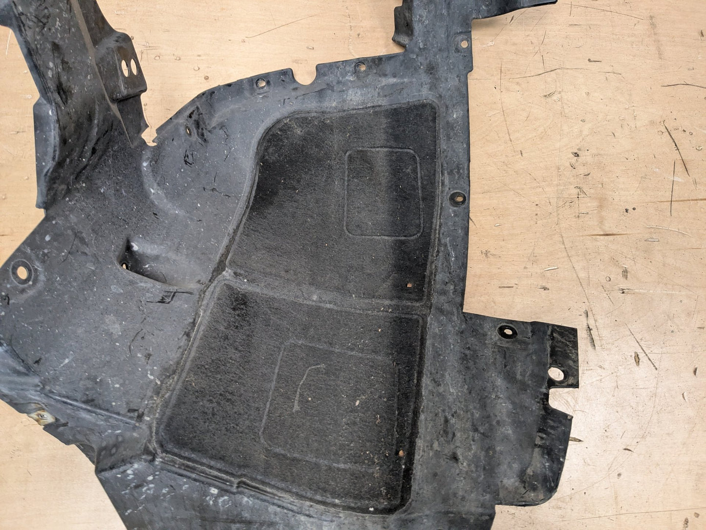 2015 - 2019 BMW X6 F86 Front Left Driver Wheel Fender Liner Splash Guard 7333523 S63B44T2