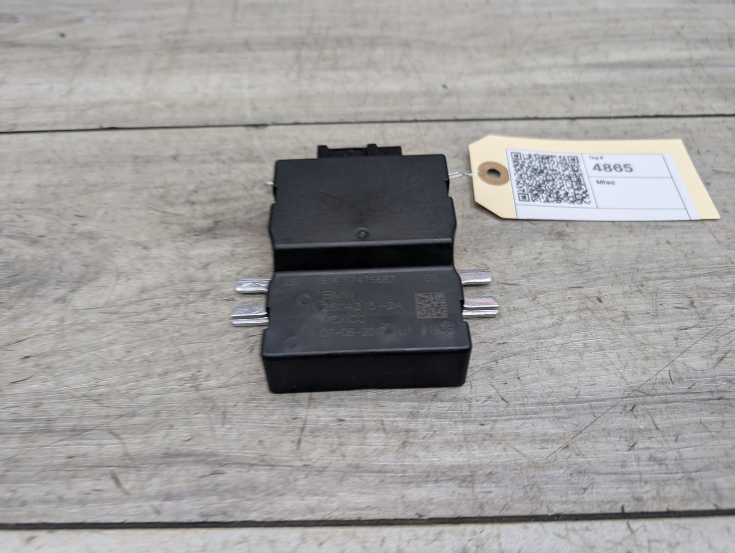 OEM BMW F22 F23 F30 F32 F36 F39 F48 Engine B46 B58 Fuel Pump Control Module Unit