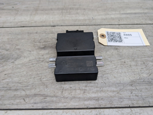 OEM BMW F22 F23 F30 F32 F36 F39 F48 Engine B46 B58 Fuel Pump Control Module Unit