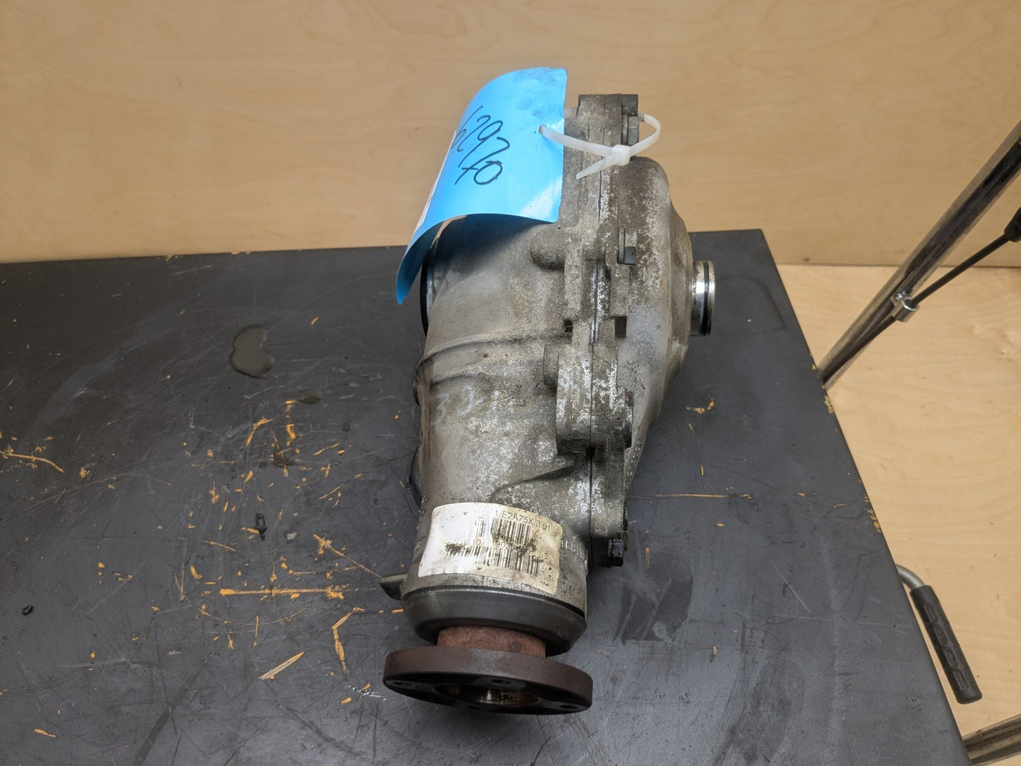 2006-2011 BMW 328i E90 Front Axle Carrier Differential 7601770