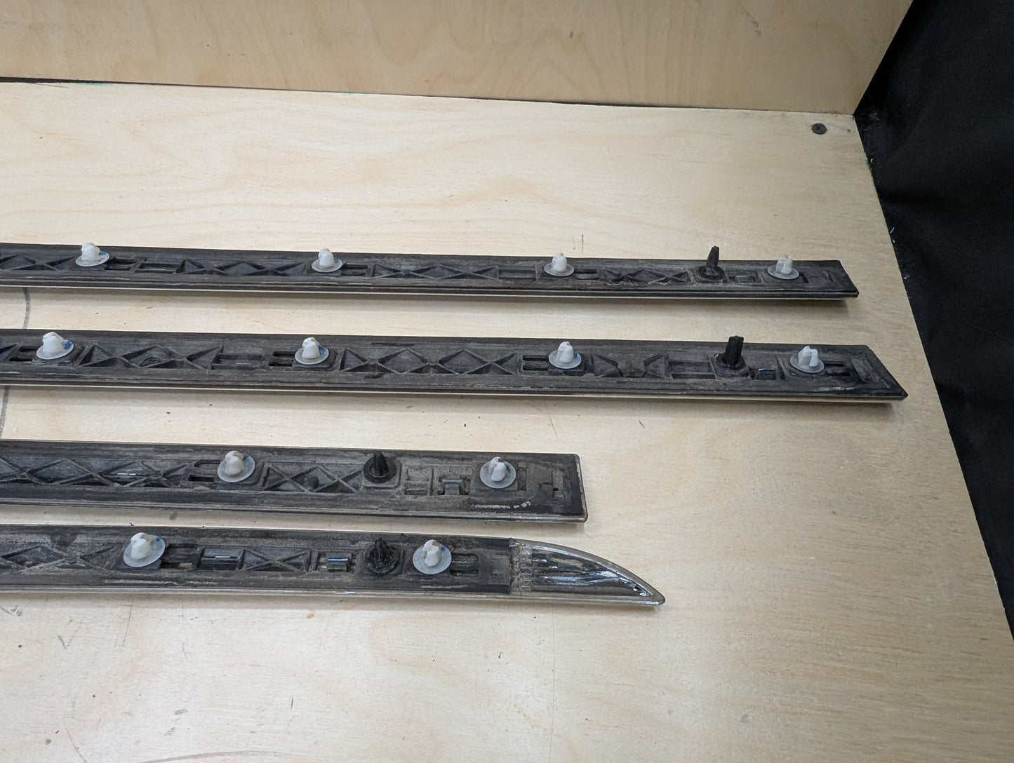 2016-2022 BMW 750i G12 Front Rear Left Right Exterior Door Trim Molding SET 7364354