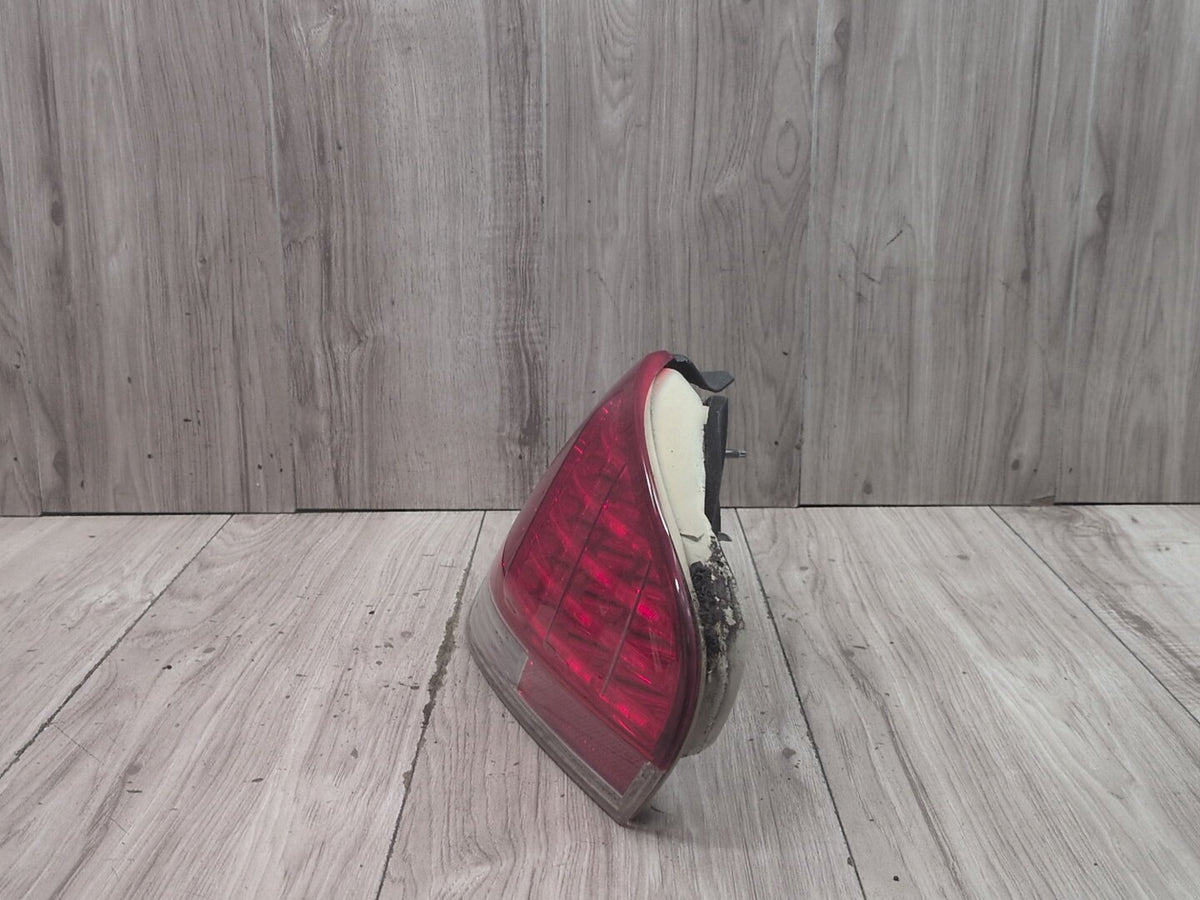 2004-2010 BMW M6 E64 Rear Right Passenger Outer Tail Light 7170976 OEM