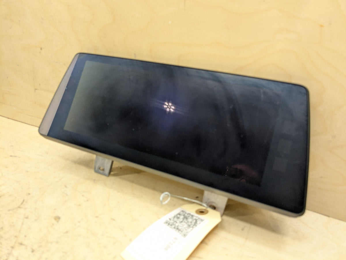 17-20 OEM BMW F90 G30 530 540 M550 NBT Central Information Display Screen 10.25"