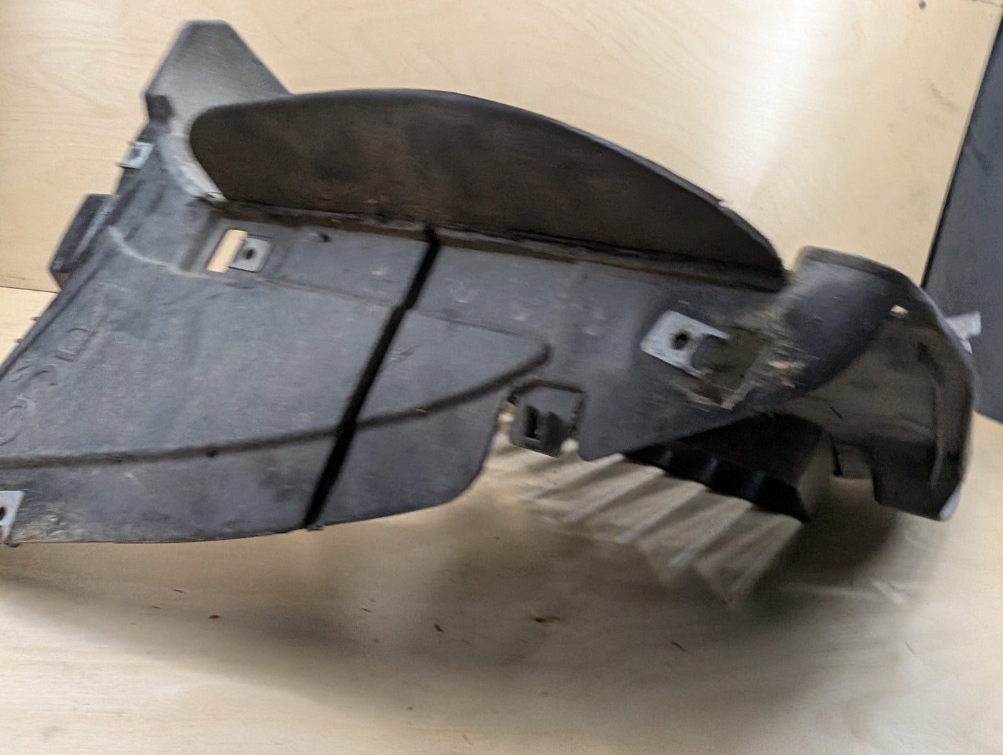 2007-2013 BMW 335i E93 Front Right Passenger Wheel Fender Liner Splash Guard 7162832