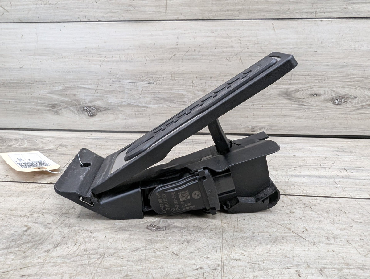 OEM BMW F44 F90 G01 G05 G12 G20 G30 X3 X5 M5 M8 Accelerator Throttle Gas Pedal