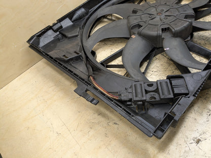 2007-2013 BMW 328i E92 Radiator Cooling Fan Shroud Assembly SET 7581653