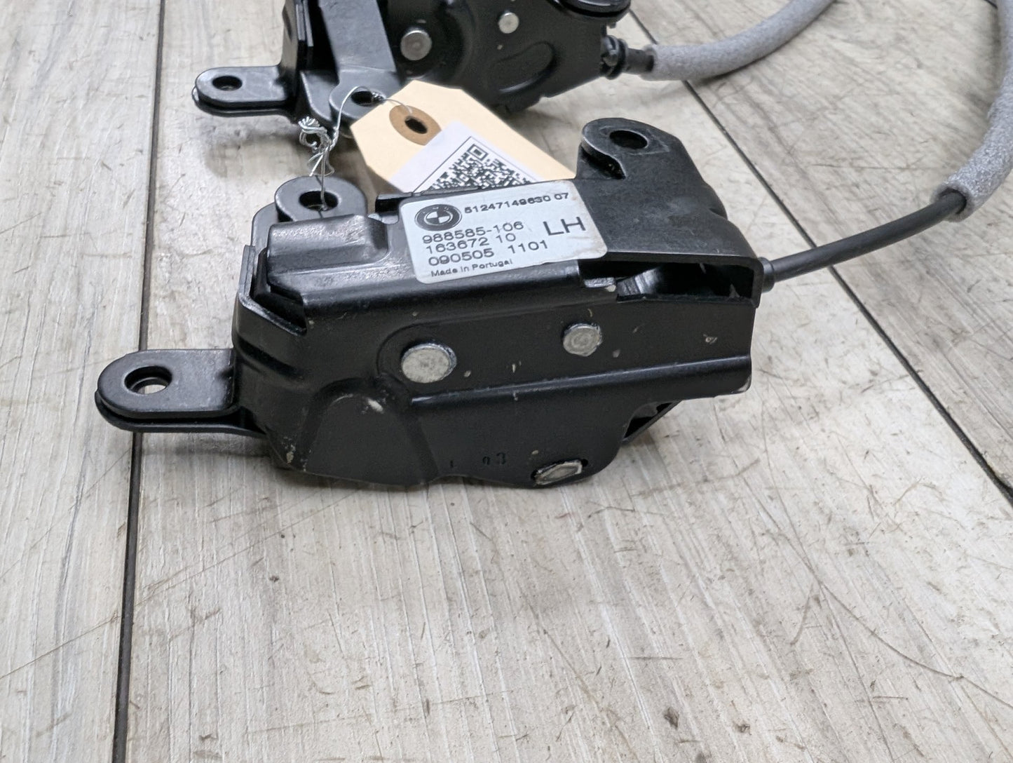2007 - 2013 BMW X5 E70 Lower Liftgate Tailgate Lock Latch Actuator SET 7162147 N62B48B