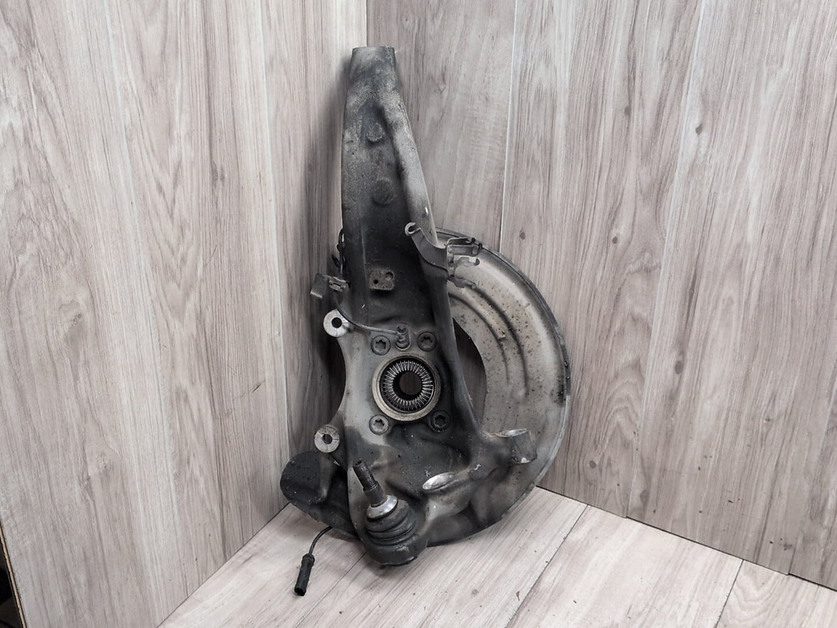 OEM BMW G30 530 540 M550 AWD Front Left Driver Hub Spindle Knuckle Wheel Bearing