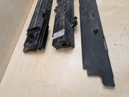 2012-2018 BMW 320i F30 Cooling Radiator Brackets SET 7600904 OEM