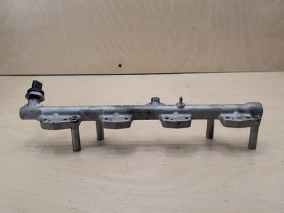2018-2024 BMW G01 X3 B46B20O0 Engine Motor Fuel Injector Rail Line 8694198