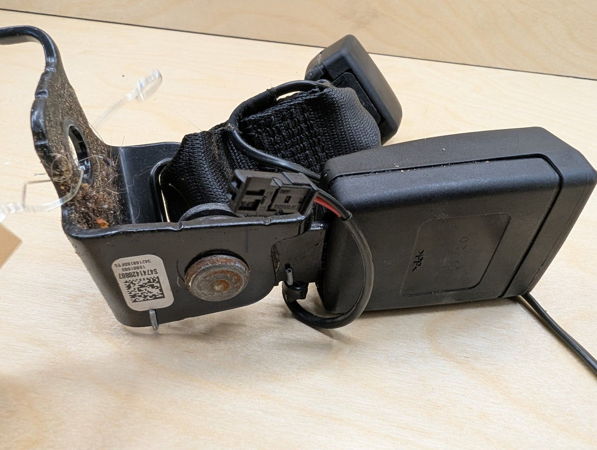 2018-2024 BMW X3 G01 Rear Right Passenger Seatbelt Seat Belt Buckle 7414288