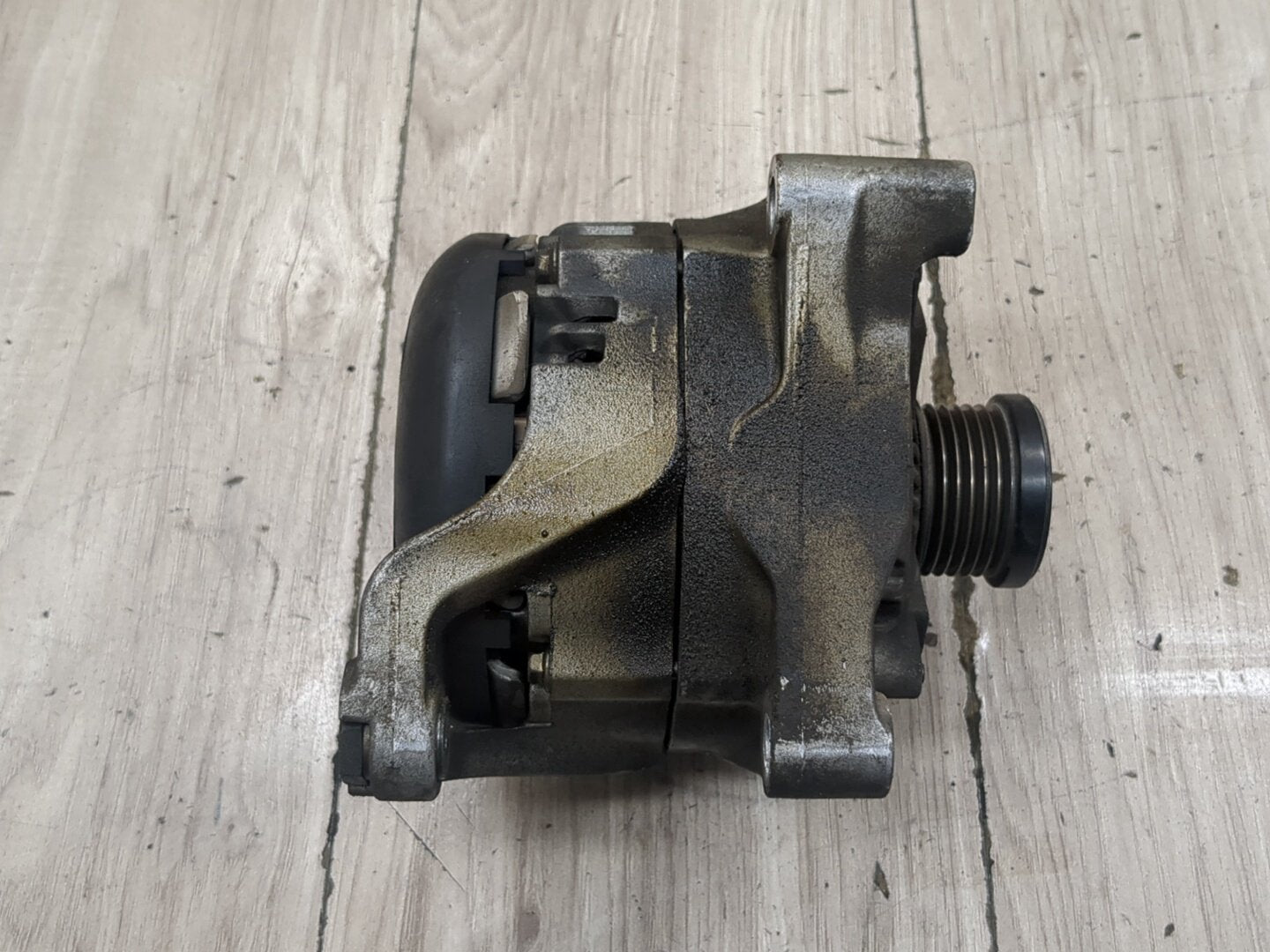 OEM BMW F10 F22 F23 F25 F30 F32 F33 F36 Engine N20 N26 Alternator Generator 170A