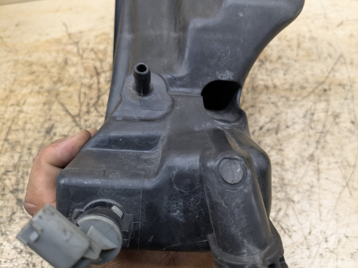2008-2013 BMW 135i E88 Coolant Expansion Tank Reservoir 7640514 OEM