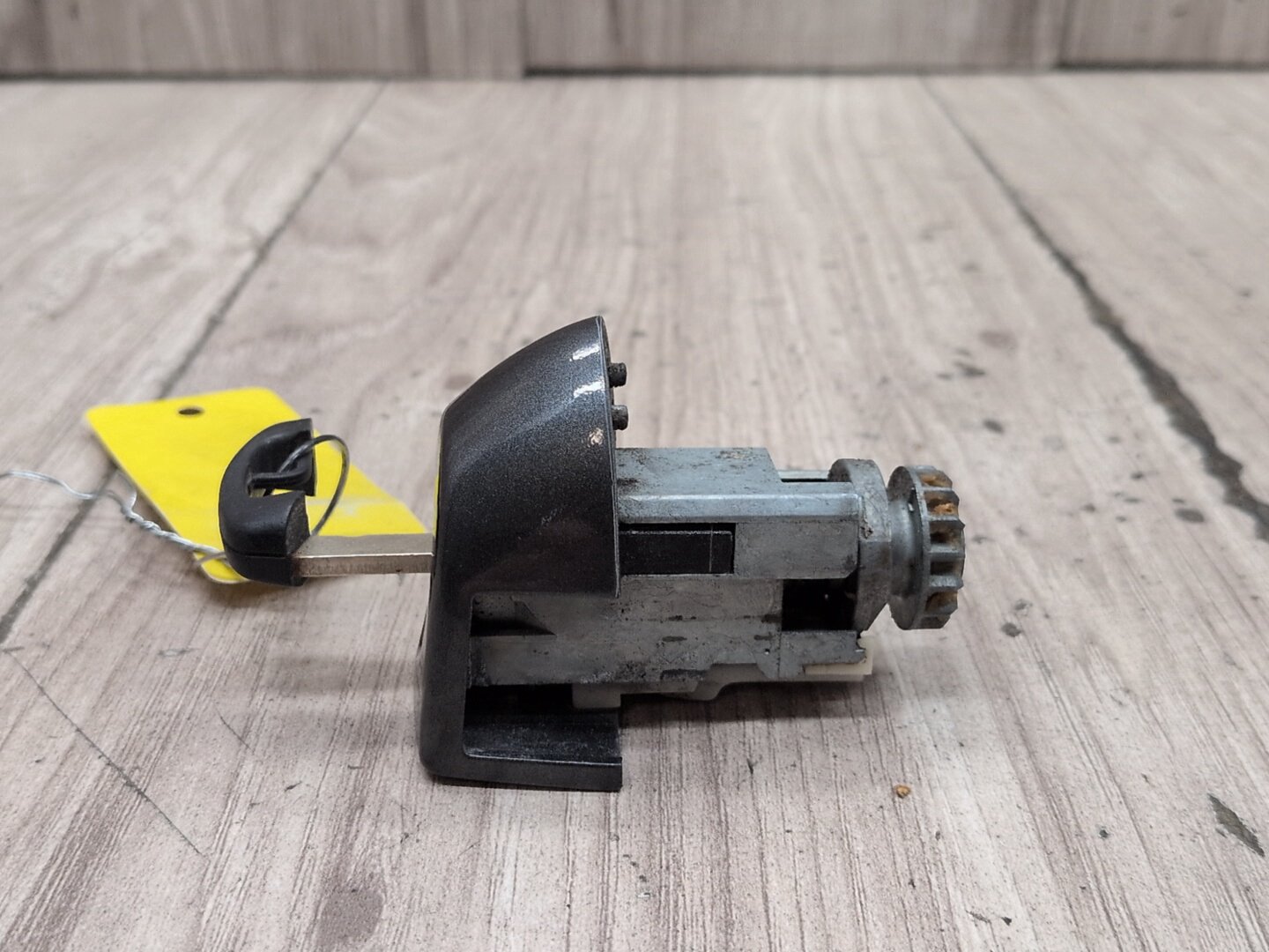 OEM BMW F33 F83 M4 Left Driver Door Lock Cylinder Mechanism w/ Key