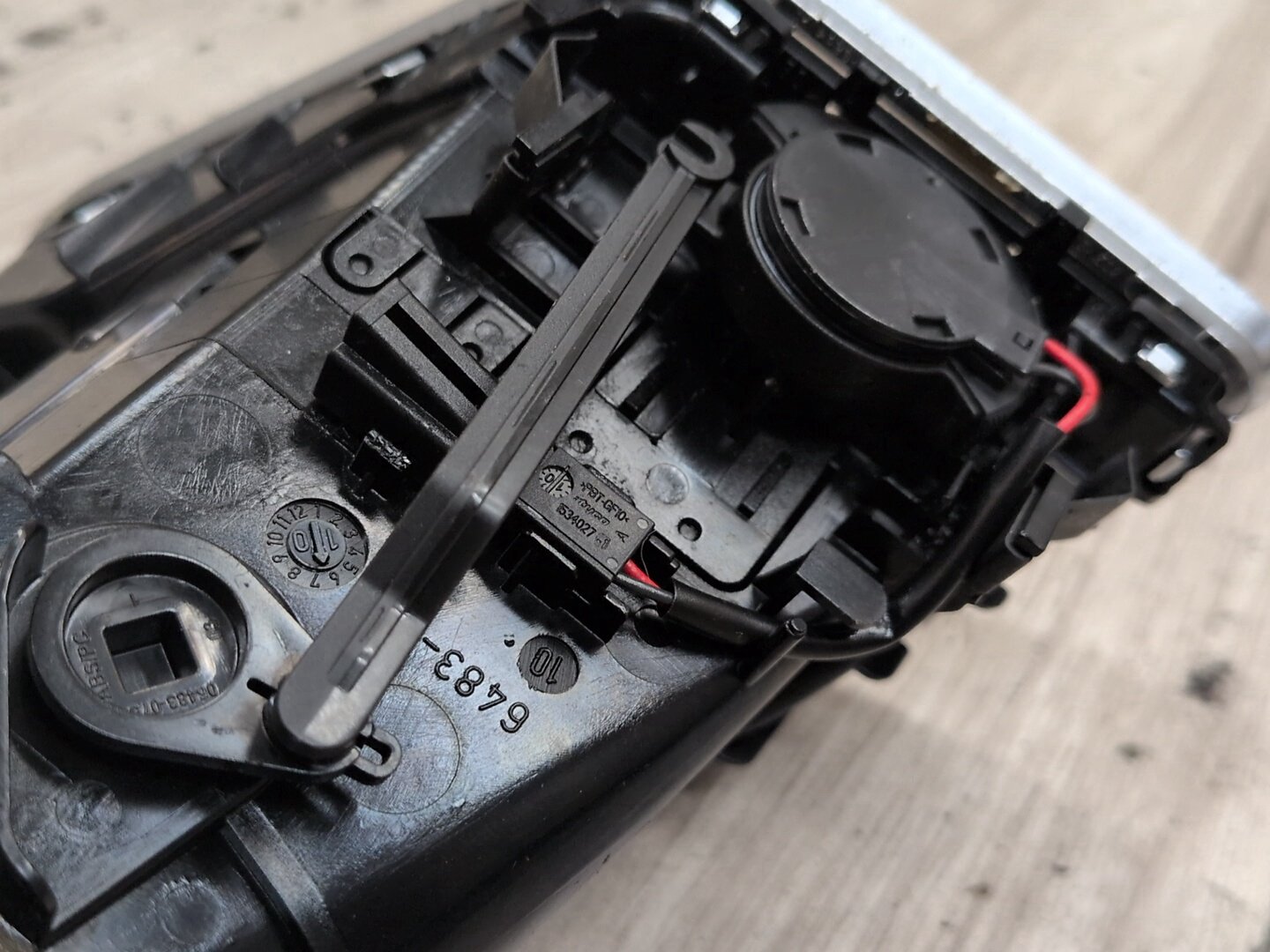 2010-2016 Audi S4 B8 Dashboard Dash Board Right Passenger Air Vent 8T1820902C OEM