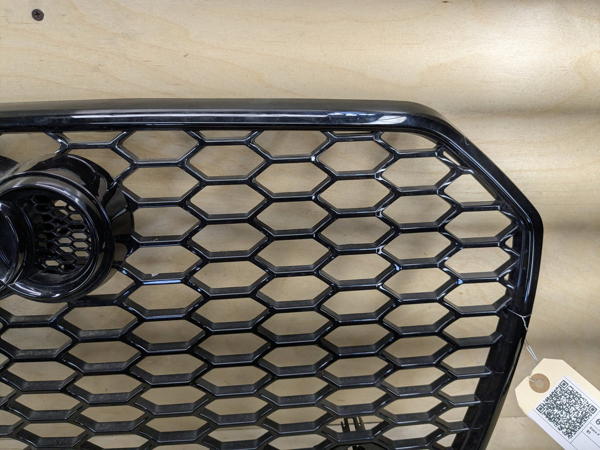 2012-2018 Audi A6 C7 Front Middle Center Bumper Cover Grille 4G0853651AG OEM