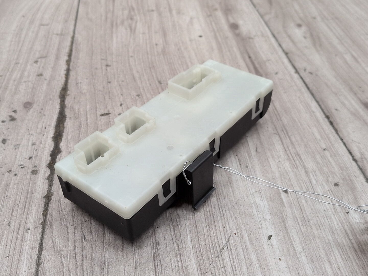 PRE-LCI OEM BMW F90 G01 G12* G20 G30 M5 M8 Trunk Tailgate Decklid Control Module