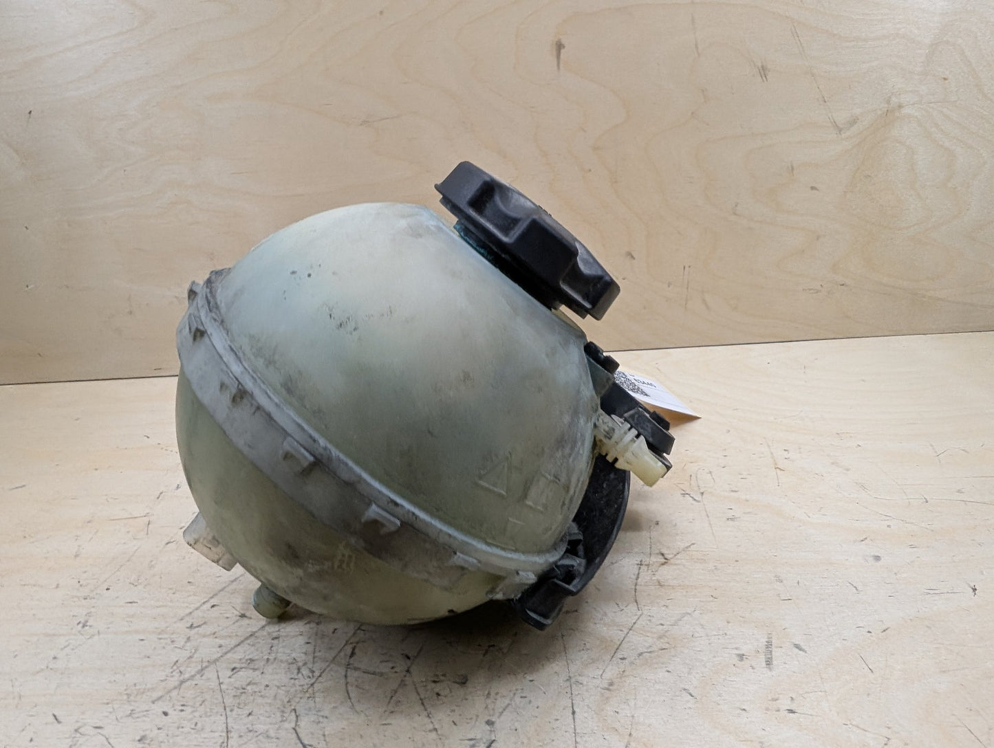 OEM BMW F22 F23 F30 F32 F33 F36 Coolant Overflow Reservoir Tank Bottle N20 N26