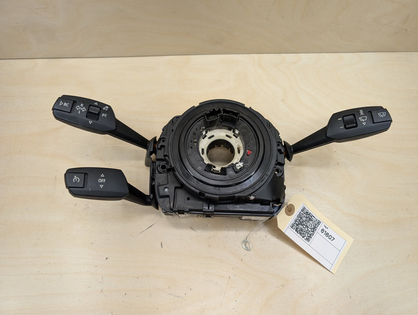 06-13 OEM BMW E89 E90 E92 E93 Steering Switch Control Angle Sensor Clock Spring