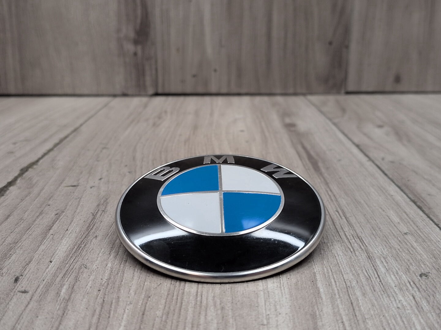 OEM BMW E82 E92 F02 F10 F22 F30 F44 F82 Rear Trunk Lid Round Emblem Logo 82MM