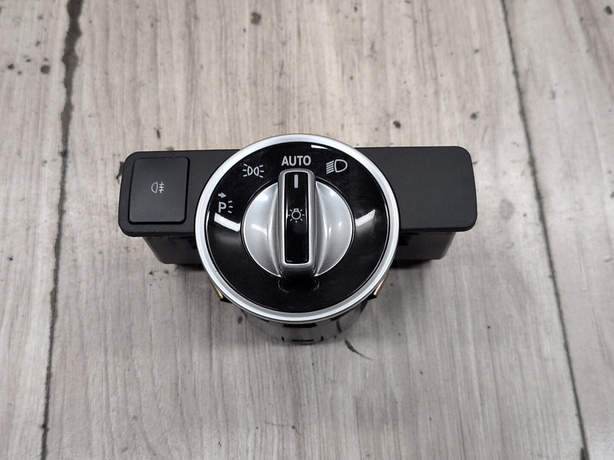 2009-2012 Mercedes-Benz E550 W212 Headlamp Switch A2129050551 OEM
