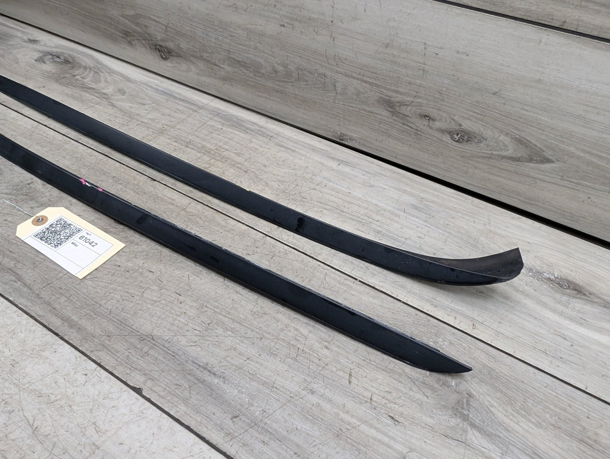 2006-2011 BMW 328i E90 Front Left Right Side Windshield Drip Trim Molding SET 7179253