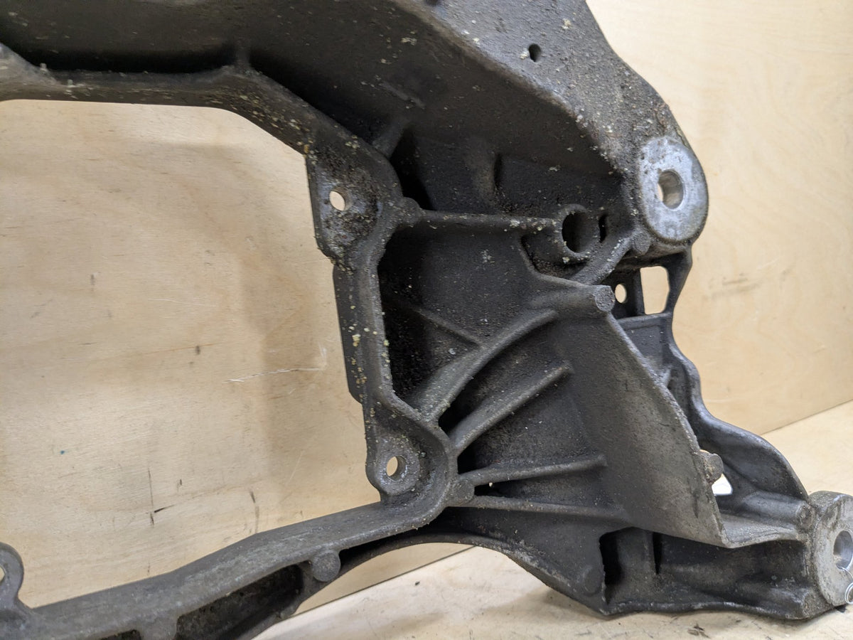 2012-2018 Audi A6 C7 Transmission Mount Bracket 4G0399263AC OEM