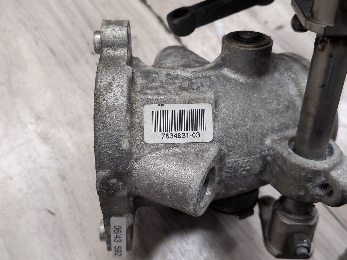 2004-2010 BMW E64 M6 S85B50A Engine Motor Throttle Body SET 7834831