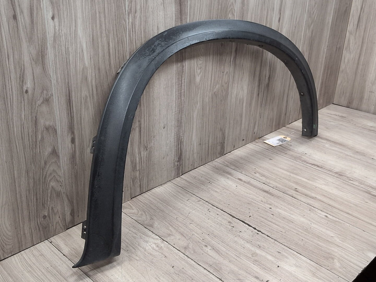 2007-2013 BMW X5 E70 Rear Right Passenger Fender Flare Arch Trim Molding 7163558