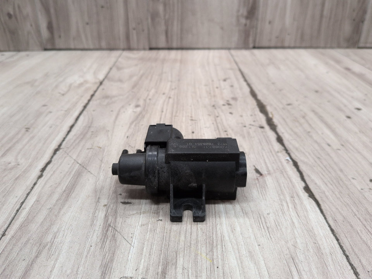2011-2016 BMW M5 F10 Turbo Boost Pressure Solenoid Valve 7626351