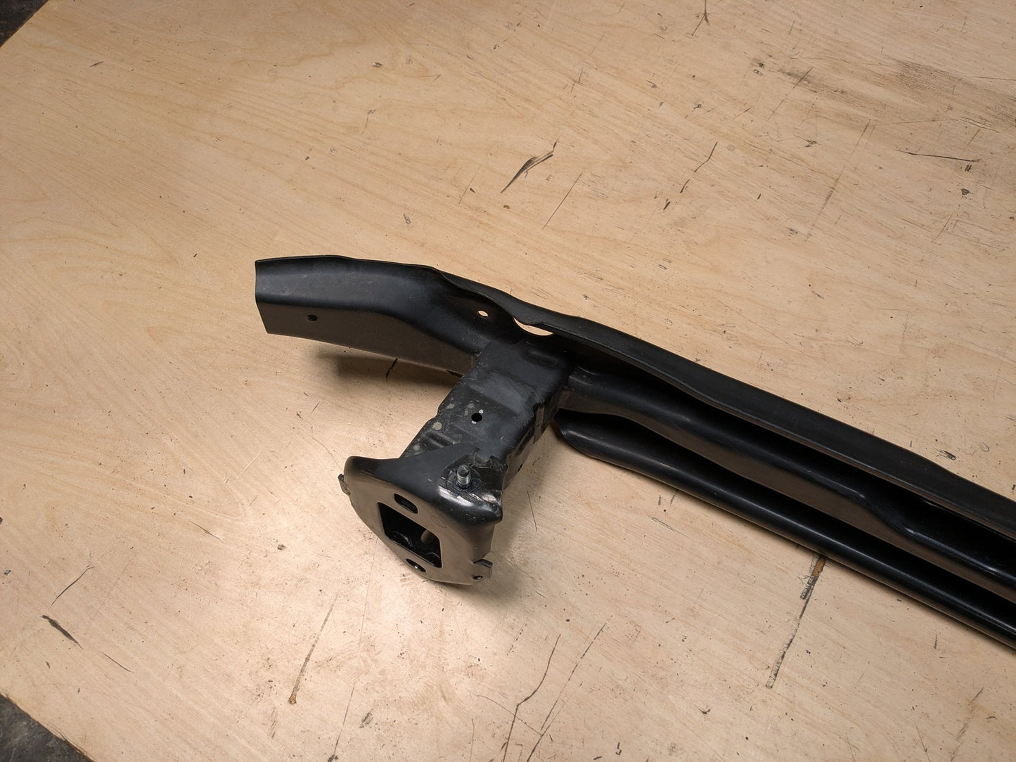 2021-2026 BMW 430i G22 Rear Bumper Reinforcement Rebar Bar 7490492