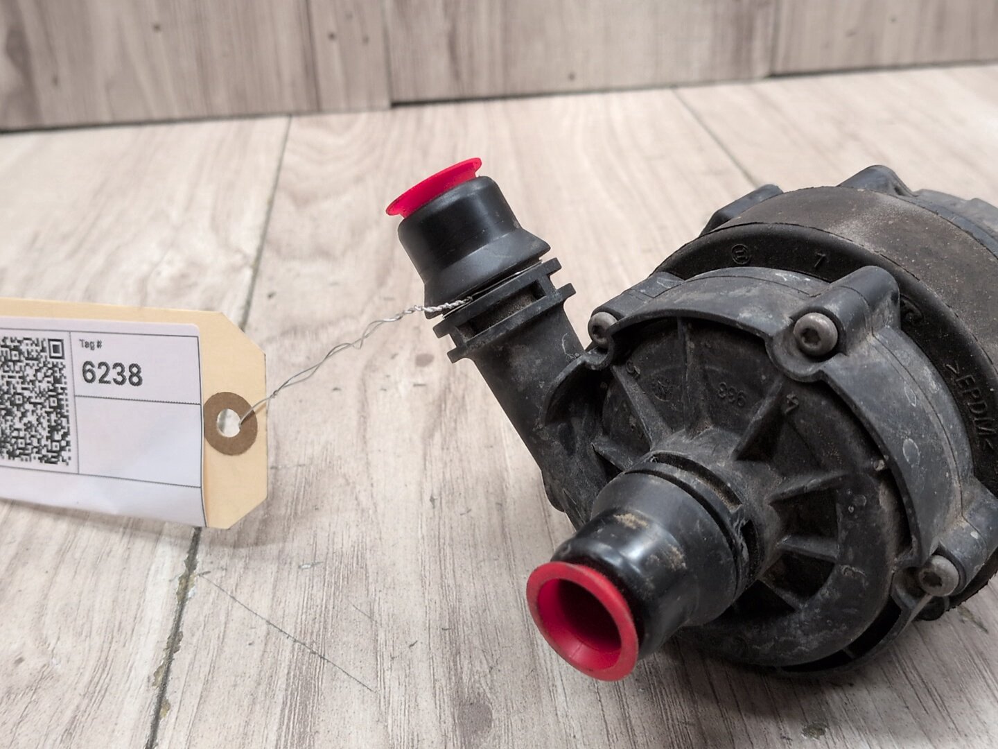 18-21 OEM BMW G01 G02 X3 X4 30 M40 Engine B46 B58 Auxiliary Cooling Water Pump