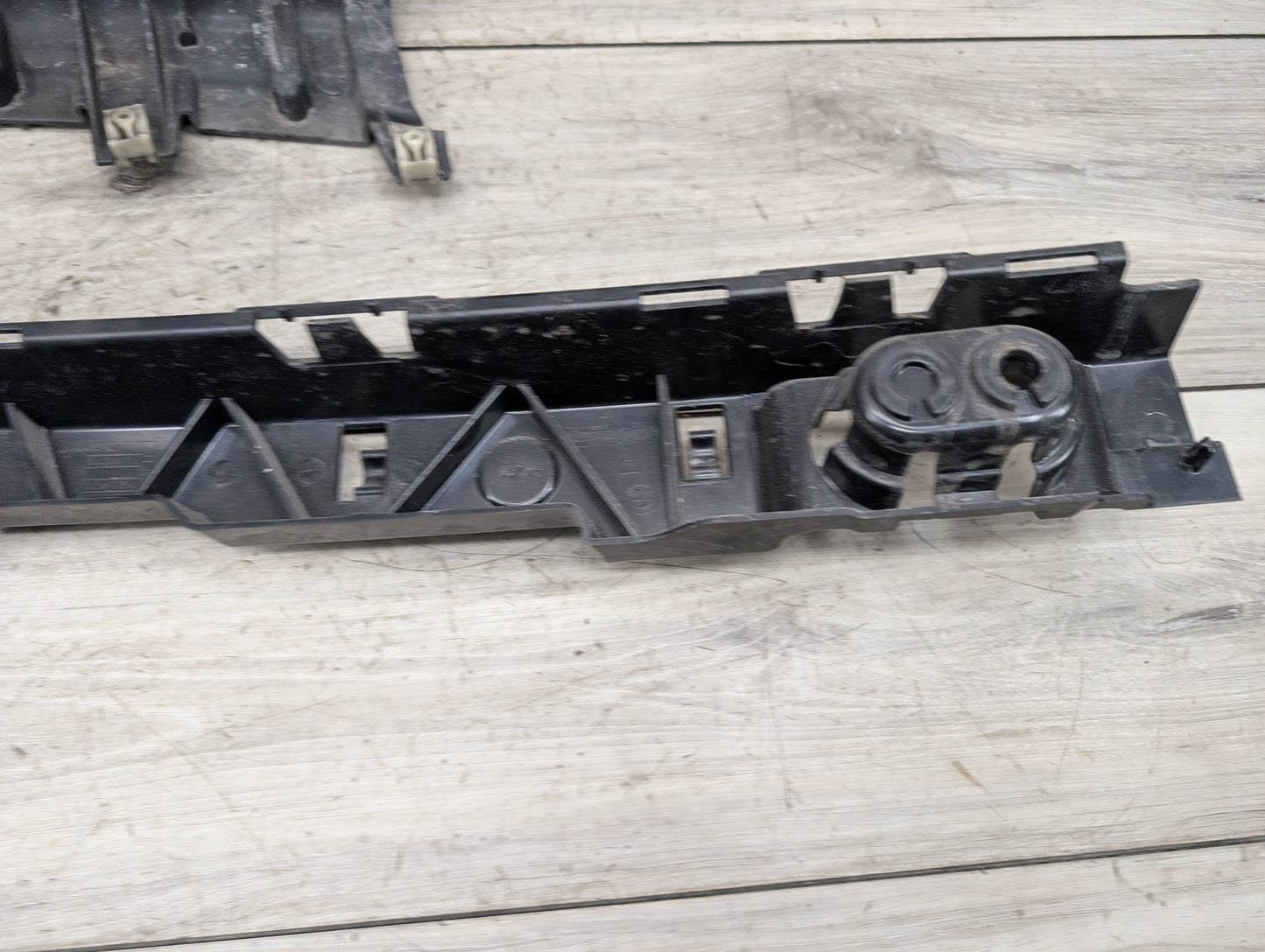 18-21 BMW G01 F97 X3 Rear Bumper Right Passenger Side Brackets Mounts Supports