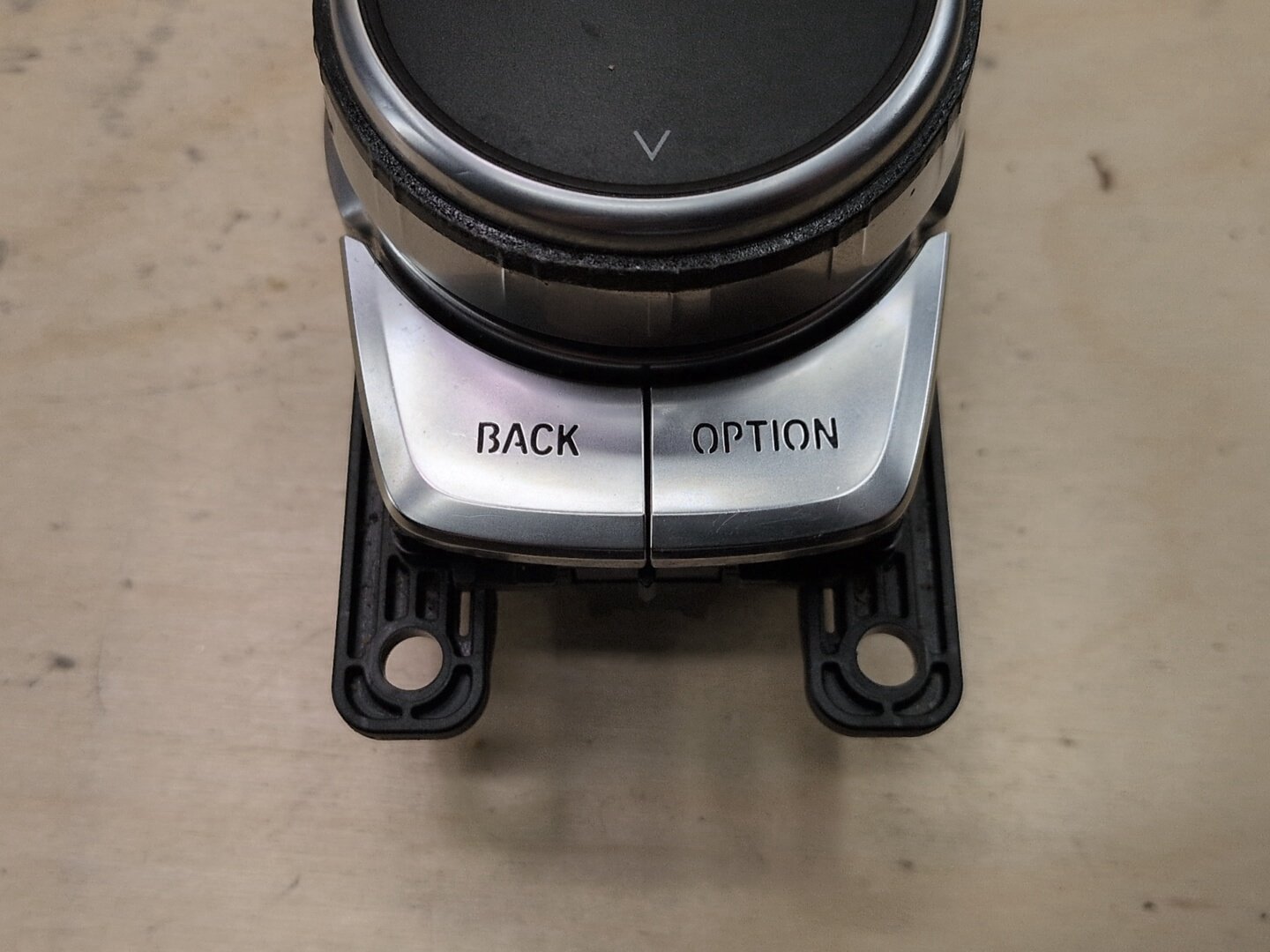 2016-2022 BMW 750i G12 Knob Controller 6821892