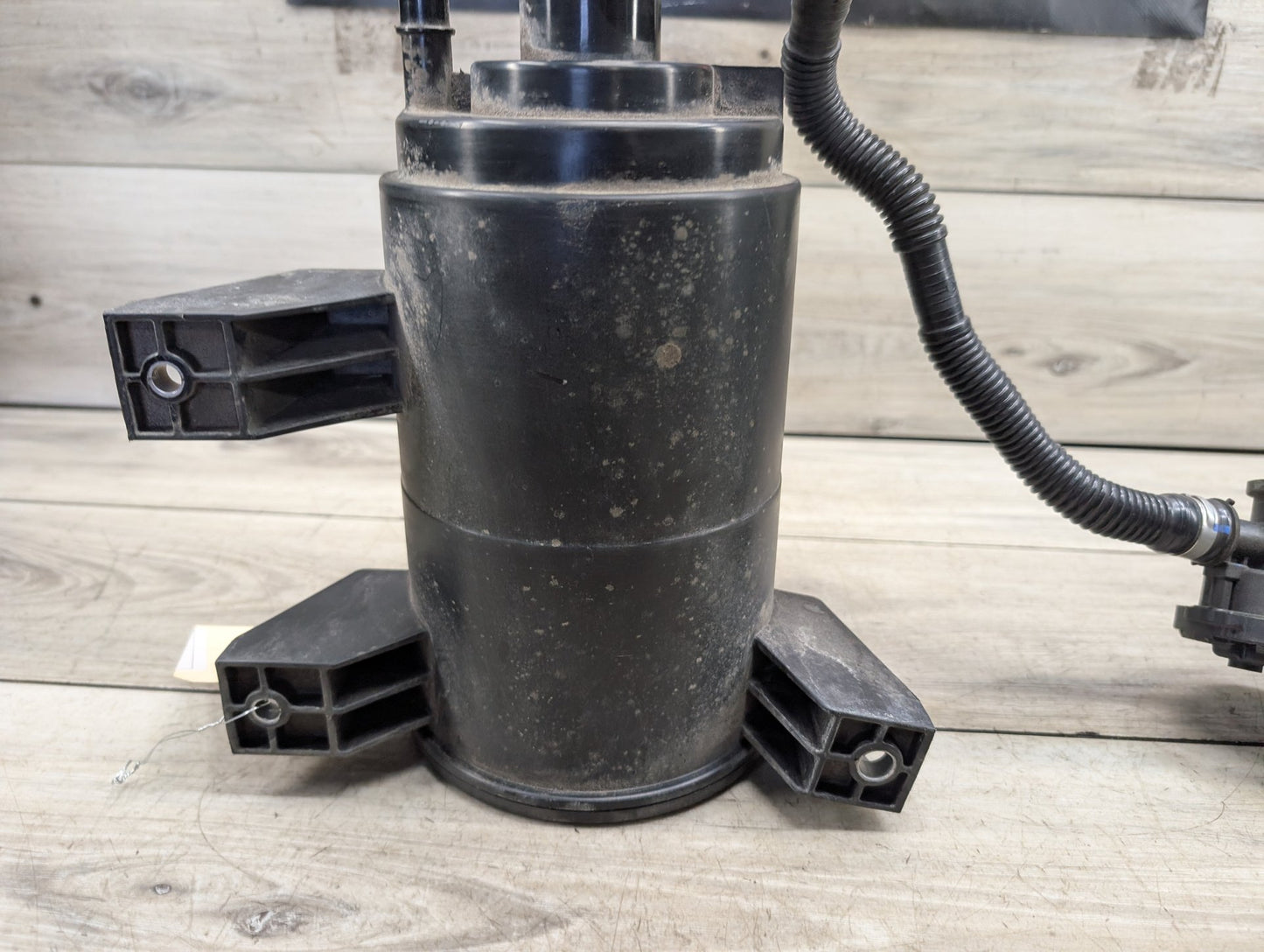 OEM BMW G01 G02 F97 X3 X4 Charcoal Filter Fuel Tank Vapor Evaporator Canister