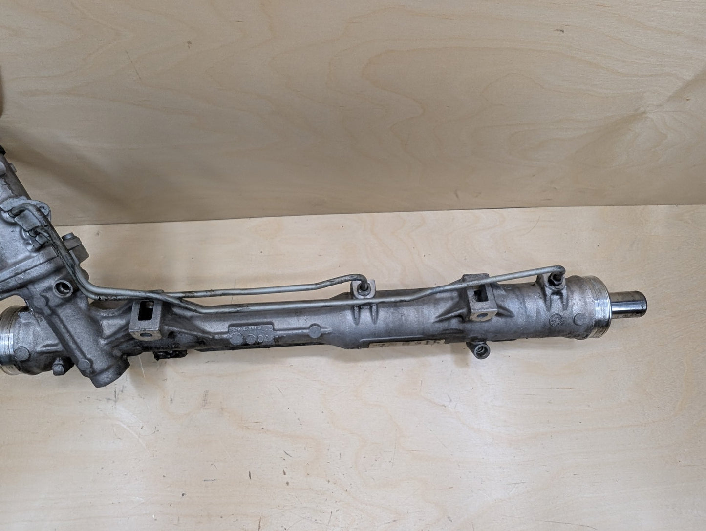 OEM BMW E82 E88 E90 E92 E93 328 335 RWD Power Steering Gear Rack and Pinion L5