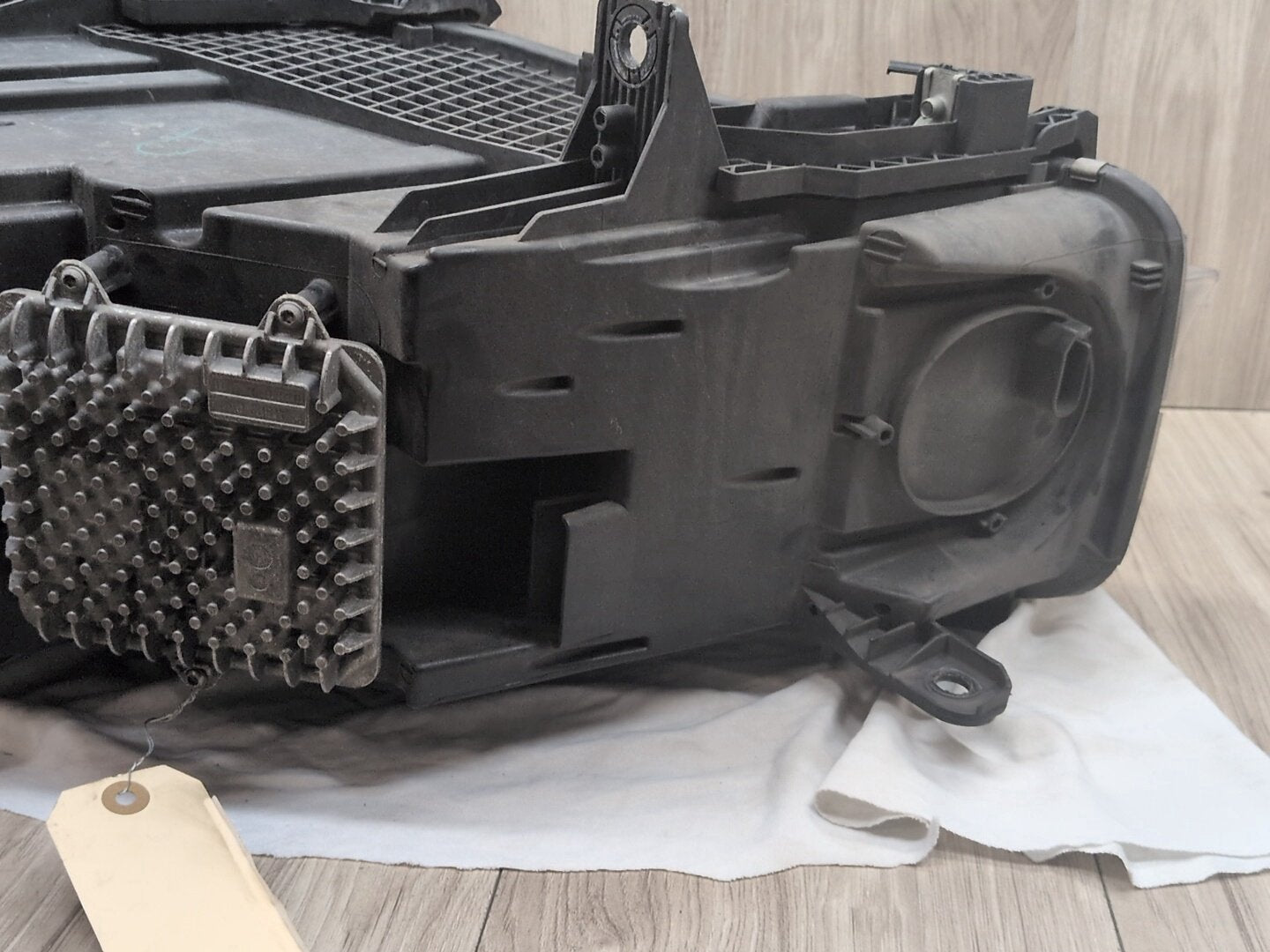 16-19 OEM BMW F15 F16 F85 X5 X6 X5M Passenger Adaptive LED Headlight w Modules