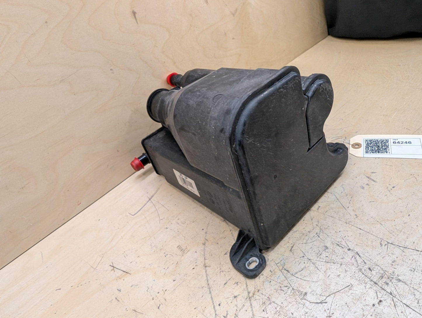 OEM BMW G11 G12 740 750 M760 Charcoal Filter Fuel Tank Vapor Evaporator Canister