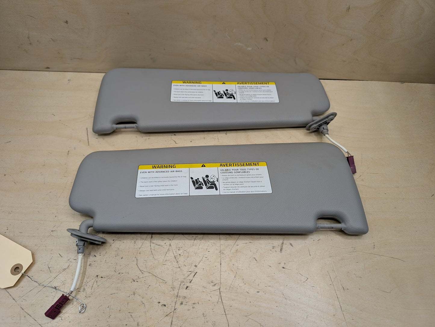 2006-2011 BMW 328i E90 Front Left Right Sun Visor SET 7252053