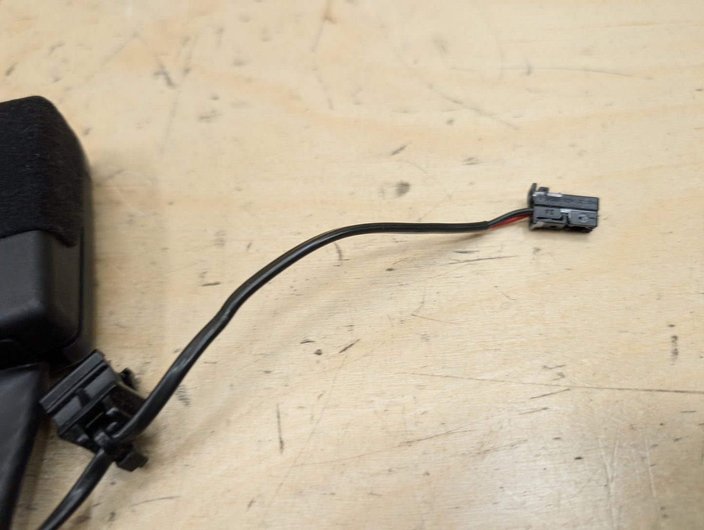 OEM BMW F93 F97 G01 G02 G16 G20 G80 M3 330 M340 Front Left Right Seatbelt Buckle