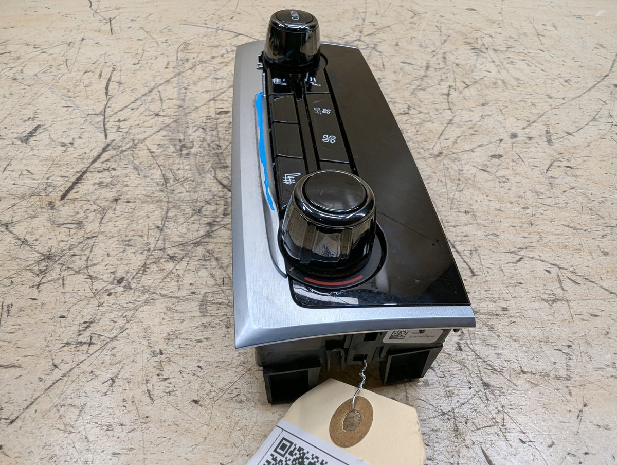 16-22 OEM BMW G11 G12 740 750 M760 AC Rear Heater Climate Control Switch Panel