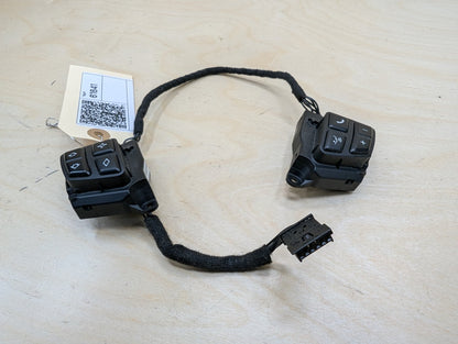2007-2013 BMW 335i E93 Steering Wheel Switch Buttons 9123287