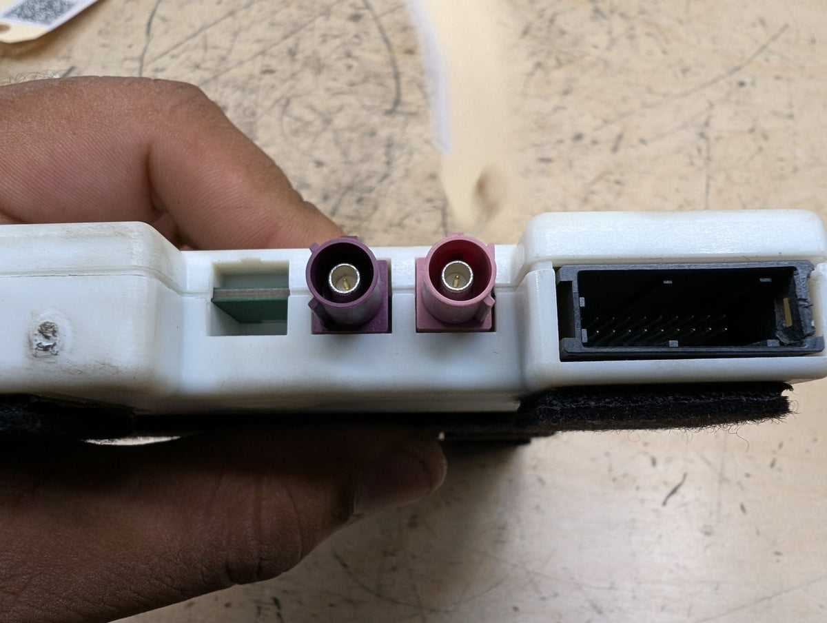 2019-2026 BMW X5 G05 Antenna Telematics Control Module 9843931 OEM